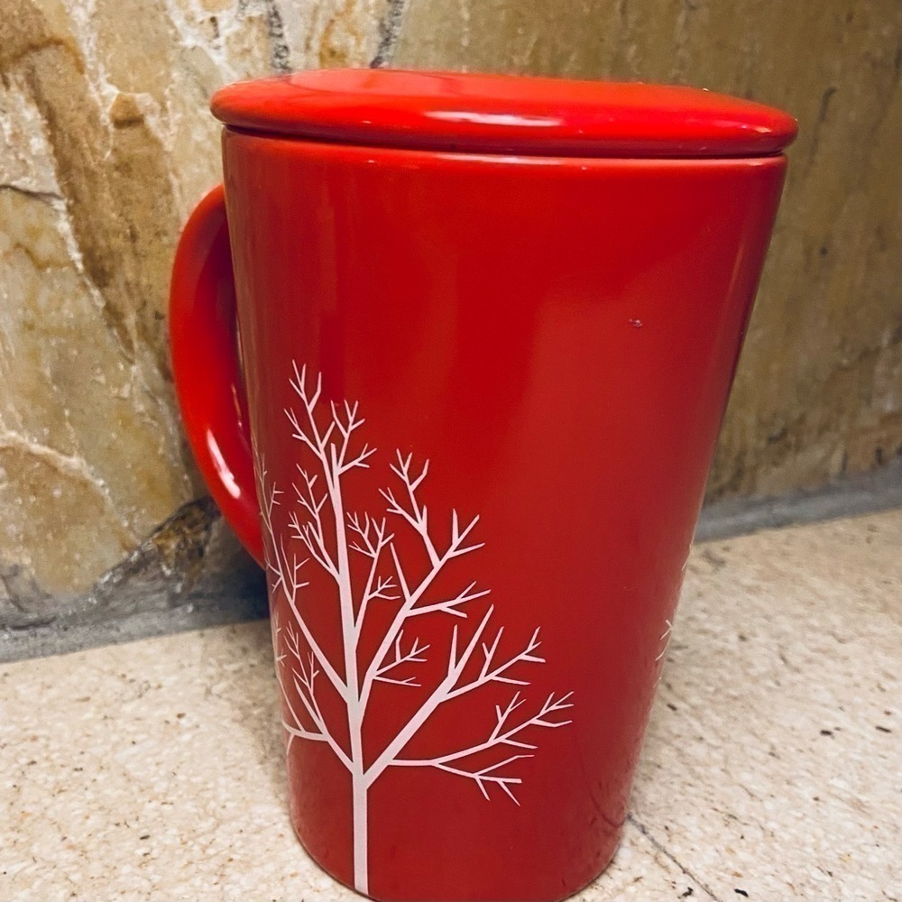 David’s Tea The Perfect Mug Set: Red ceramic mug with white tree design and lid - Picture 9 of 12